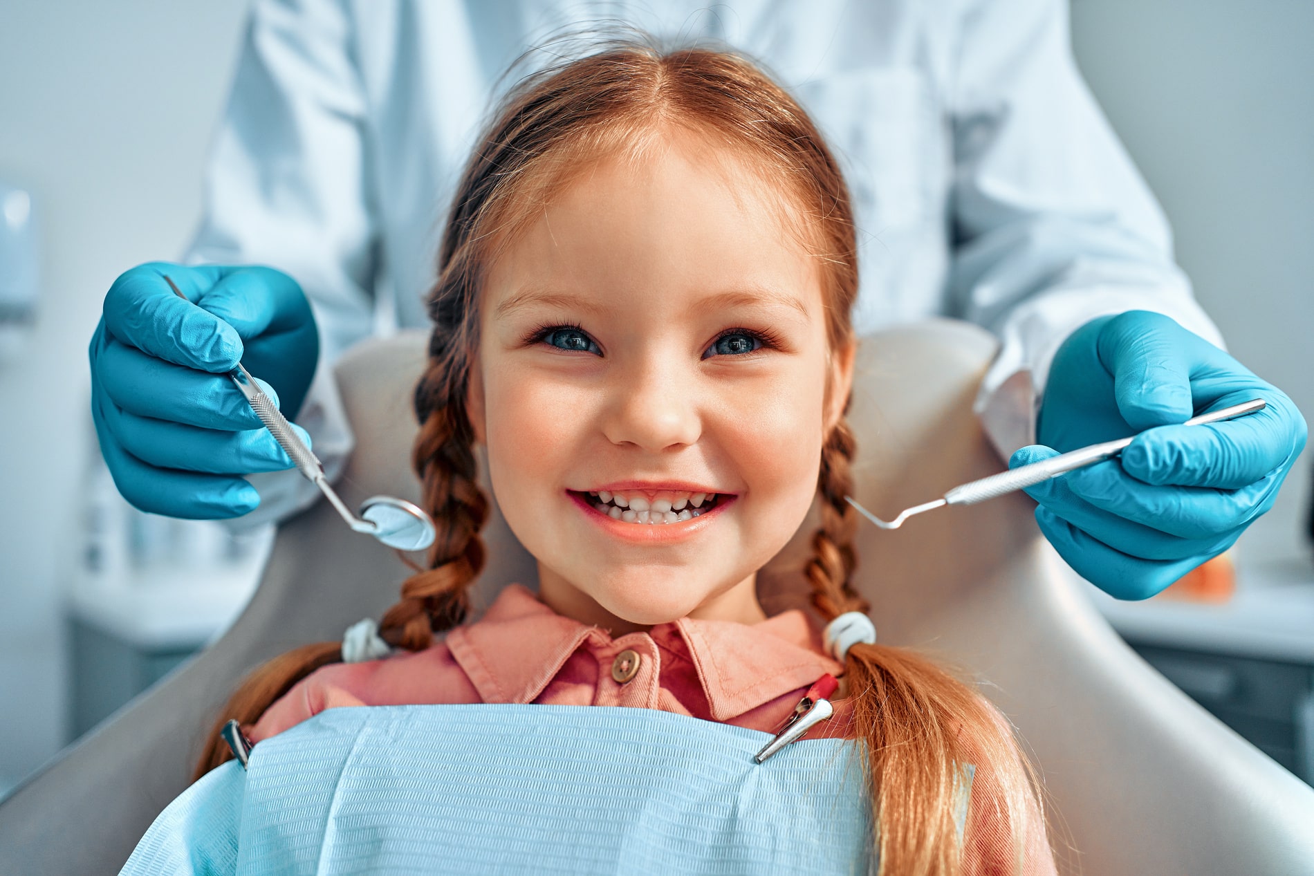 OralExams2_AdobeStock_623153869_1900x1267-min pediatric dental exams from lenahan smiles in st louis mo